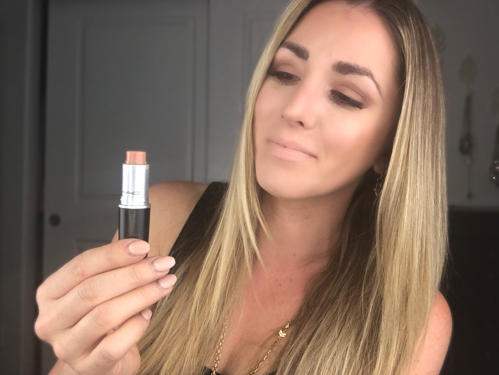 The Perfect Nude Lip Look: Amanda Ramsay'S Secret - 3wt56xi